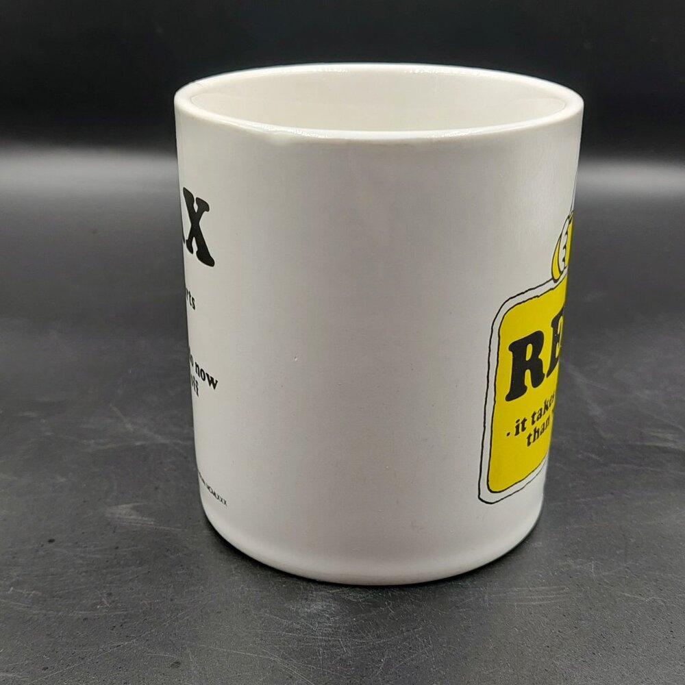Vintage 1980 Yellow & White Ziggy Relax Coffee Mug 12 Ounce Cup Stoneware EUC - Picture 6 of 9